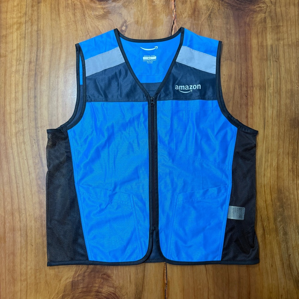 Amazon Jacket Vest Mens M/L Reflective Lightweight  full zip Delivery J3-15